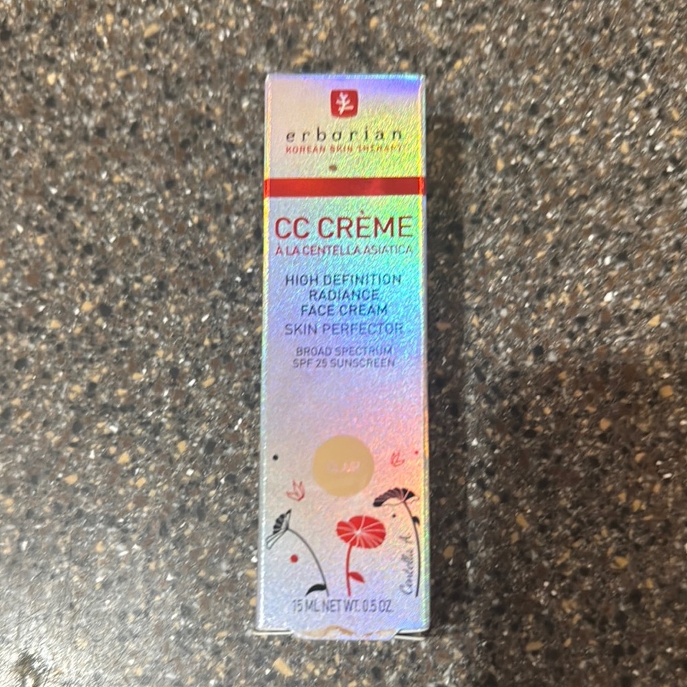CC Crème - Radiant Face Cream with SPF 25